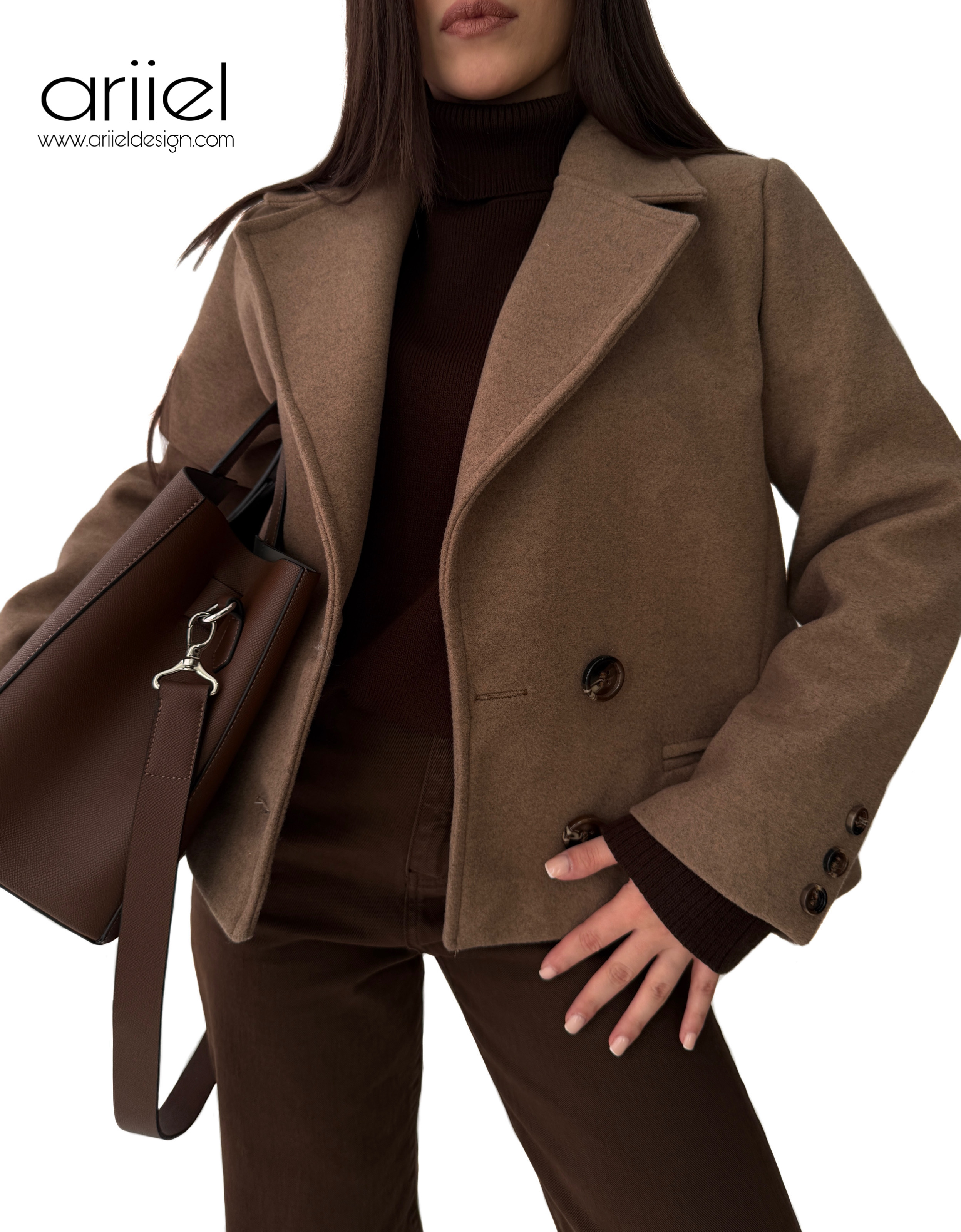 پالتو Valeria آریل